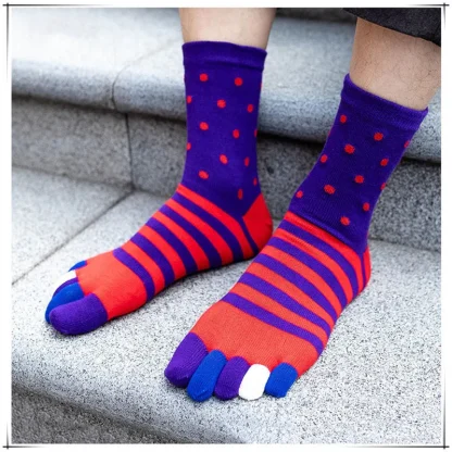 Striped Contrast Five Toe Socks - Image 3