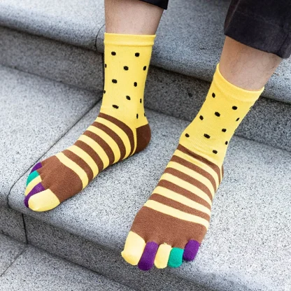 Striped Contrast Five Toe Socks - Image 5