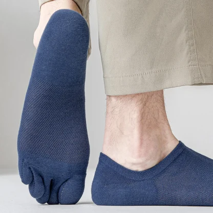 Active Toe-Hugging Crew Socks - Image 4