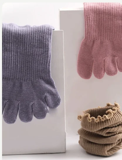 Ruffle Top Toe Separator Socks - Image 6