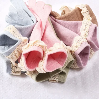 Lace Edge Ankle Socks with Toes - Image 5