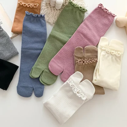 Comfort Split Toe Flip Flop Socks - Image 2