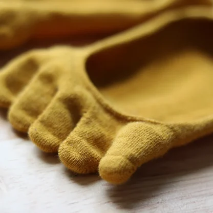 No-Show Toe Separator Socks - Image 4